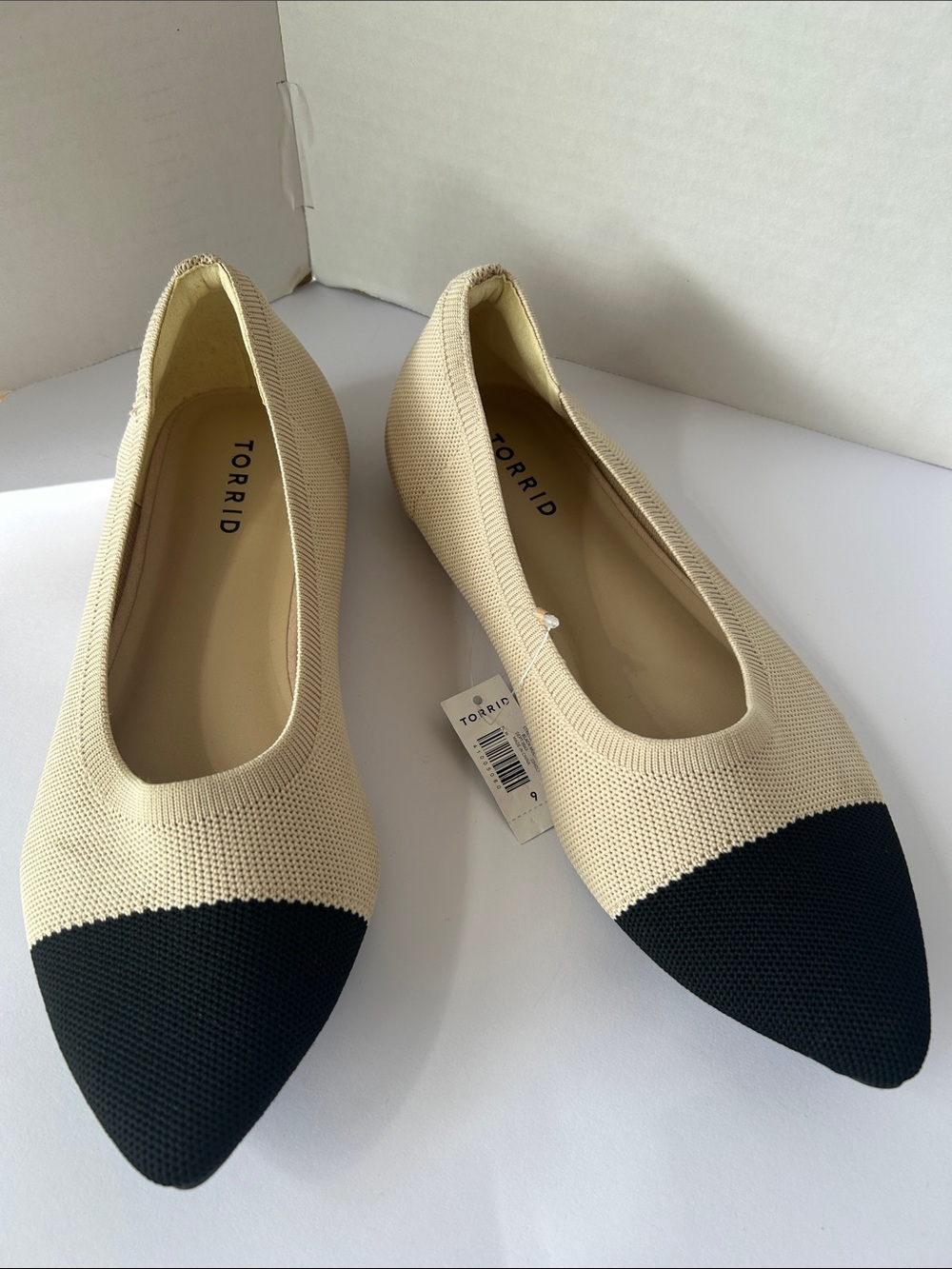 torrid Two-Tone Pointed Knit Flats in Cream and Black 9